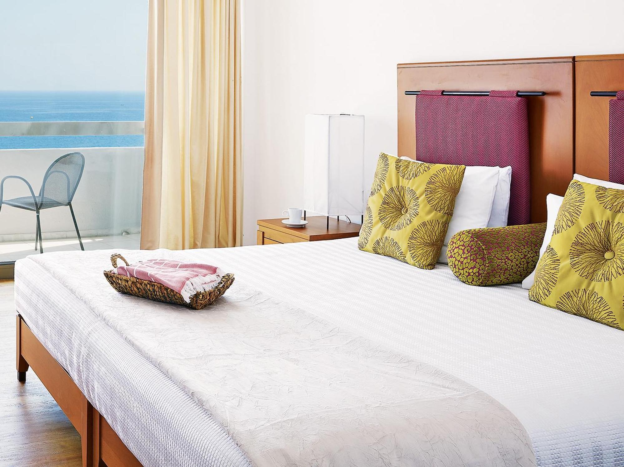 Grecotel Luxme Dama Dama Kallithéa 객실 사진